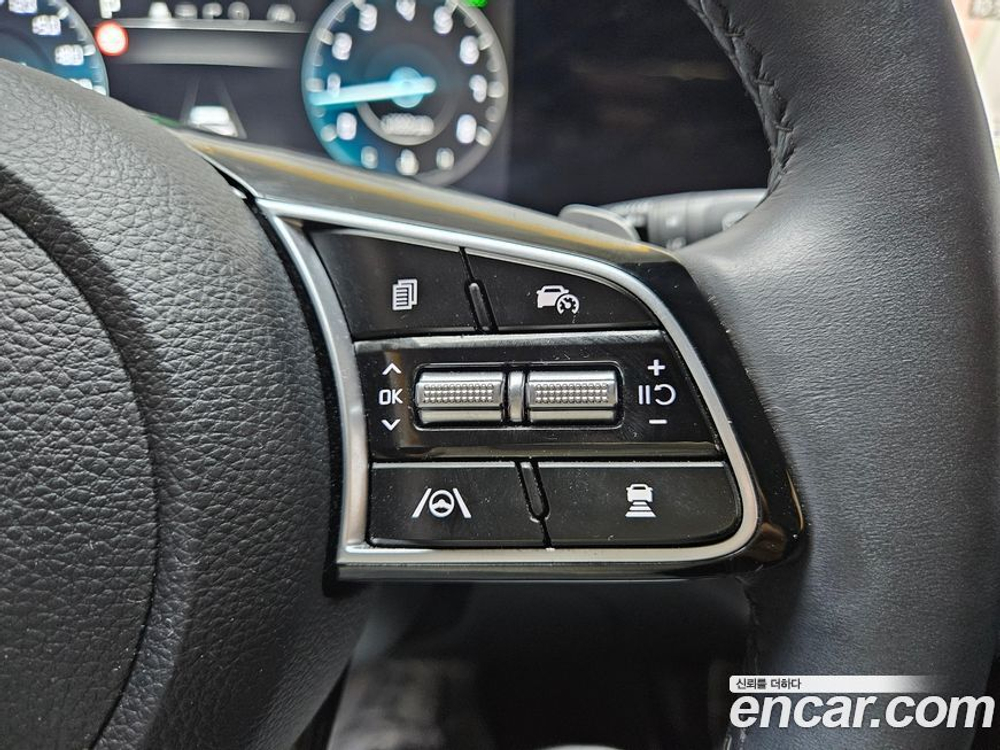 Kia The New Seltos Бензин 1.6 Turbo 4WD (06.2023)