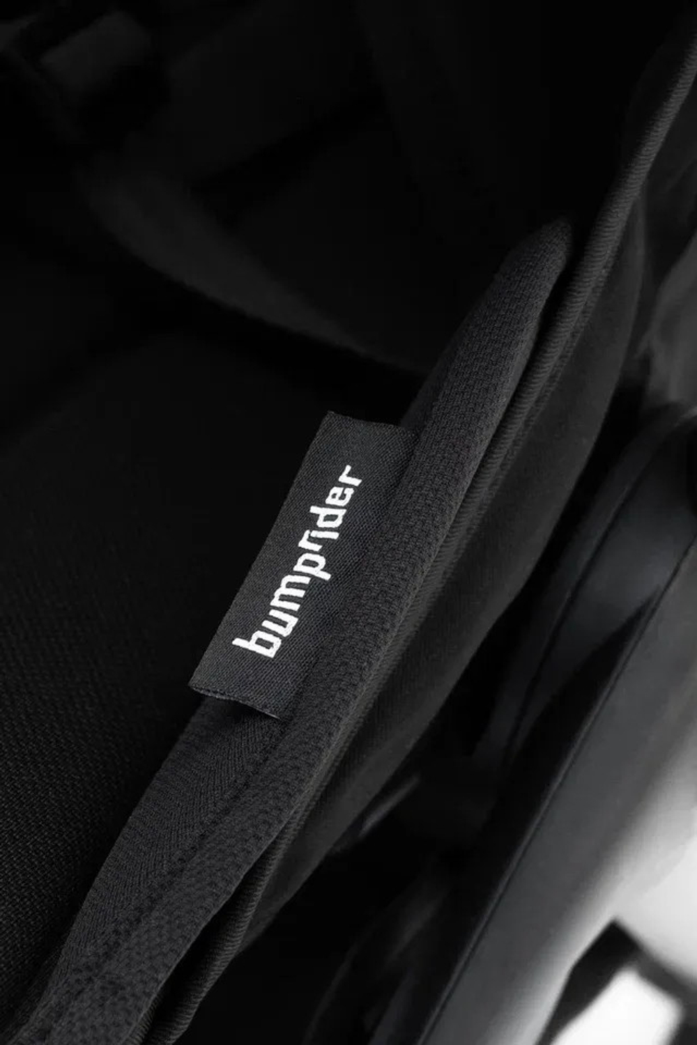 Коляска прогулочная для двойни Bumprider Connect.mini Black