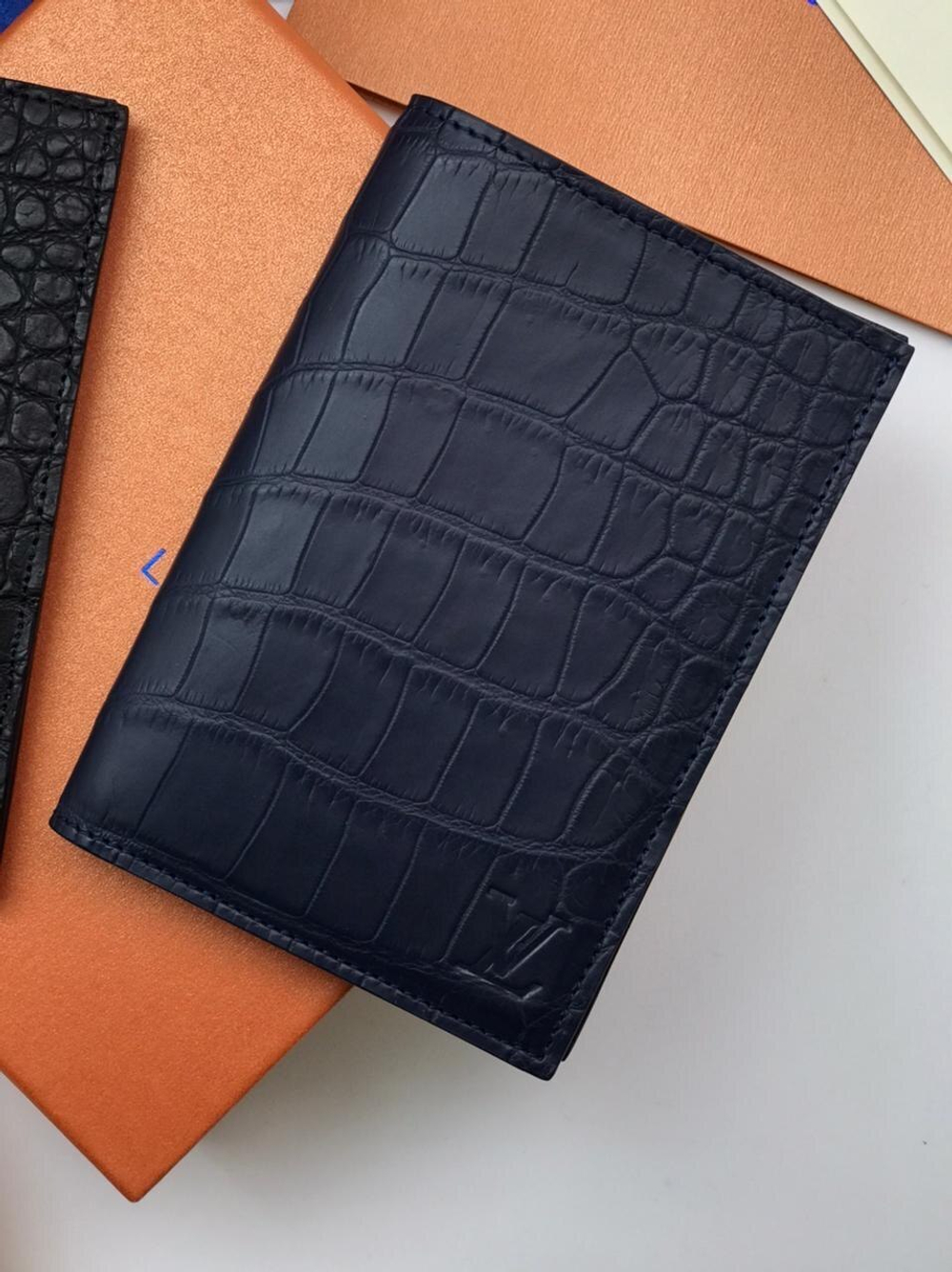 Обложка на паспорт  Louis Vuitton