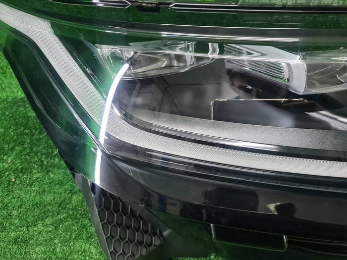 Фара Комплект фар Range Rover Velar (17-23) LED