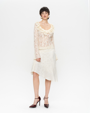 Блуза из кружева с фестонами