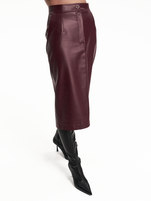 Юбка экокожа в бордовом цвете
