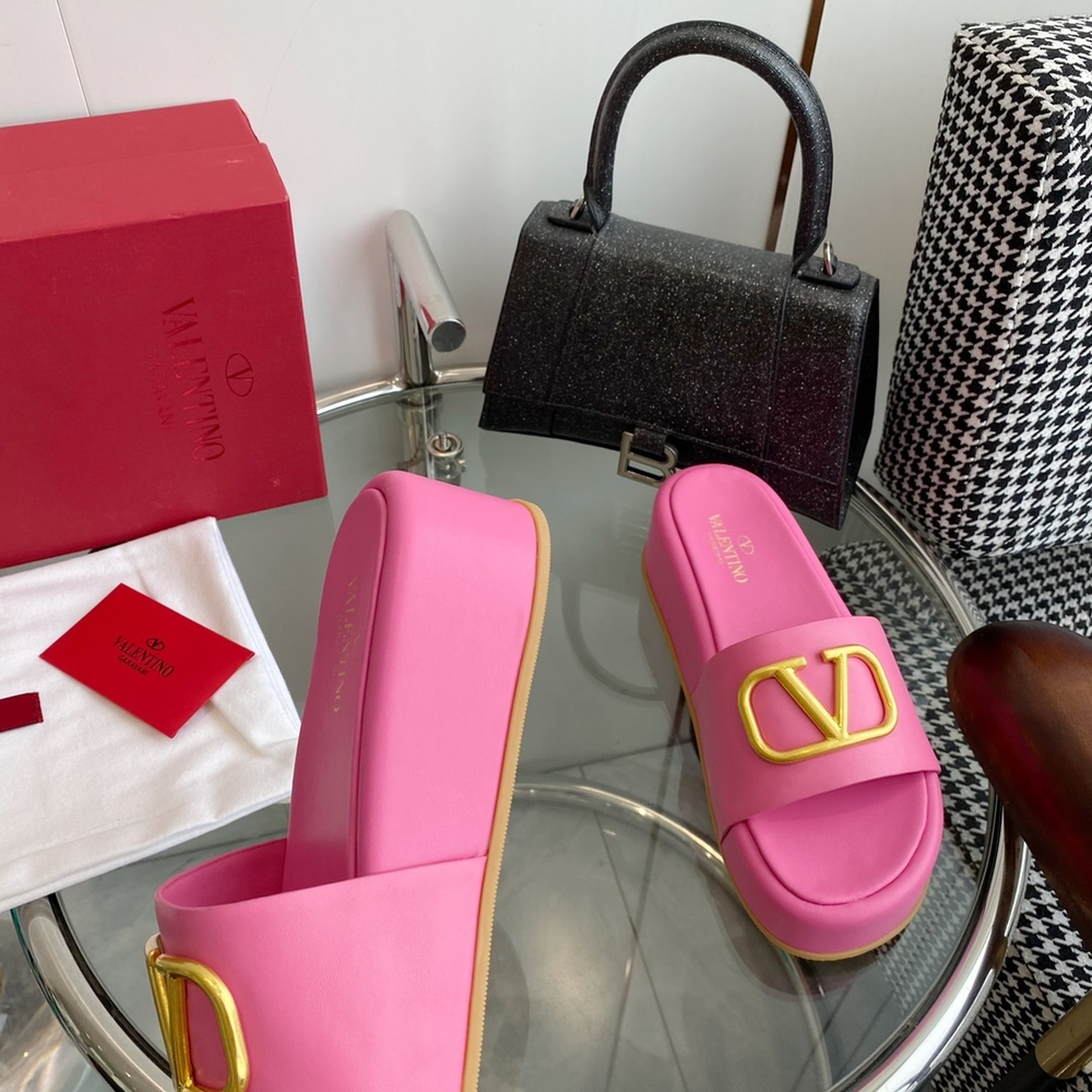 Valentino Vlogo Slide Sandal