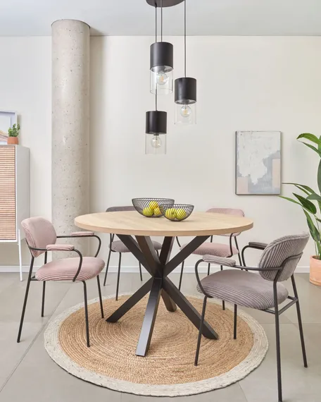 Стол Arya 120 см с отделкой из меламина натурального цвета на черных ножках | La Forma | Испания