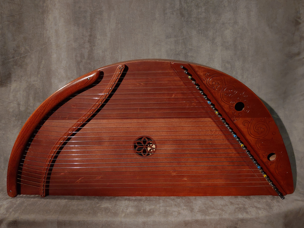 Гусли шлемовидные 29 струн Кантелеонъ
