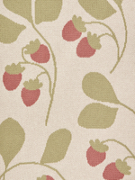 Плед детский Loomknits с земляничками Топленое молоко