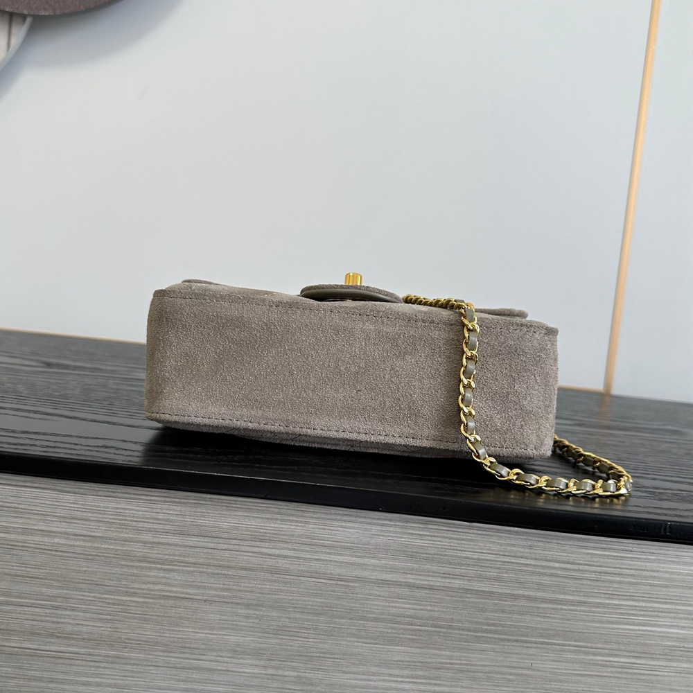 Chanel Mini Classic Handbag 20 cm