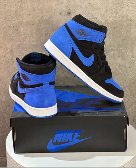 Кроссовки цвет синий