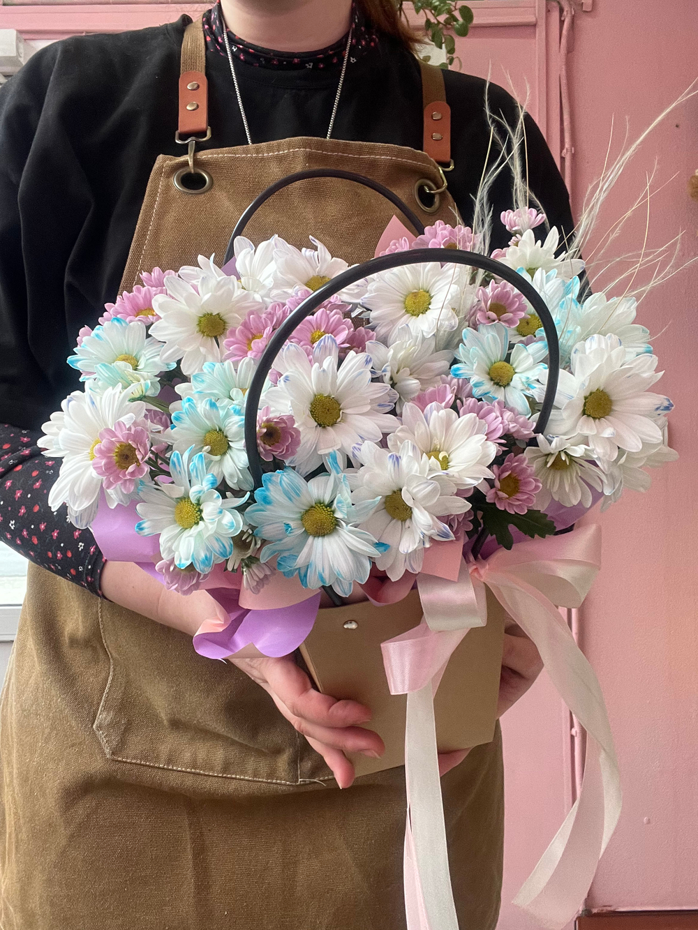 Композиция с волшебными ромашками