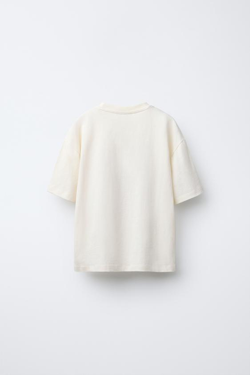 ZARA ФУТБОЛКА С ПРИНТОМ, ЭКРЮ