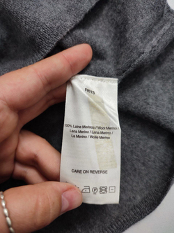 Джемпер стильный шерстяной 40 размер