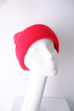 Шапка для зимнего образа