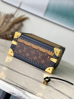 Louis Vuitton Coffret Joaillerie Monogram Reverse