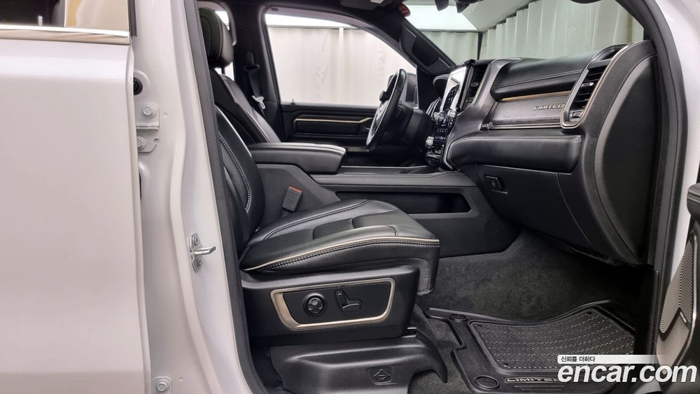 Dodge Ram Pickup 5.7 (05.2020)