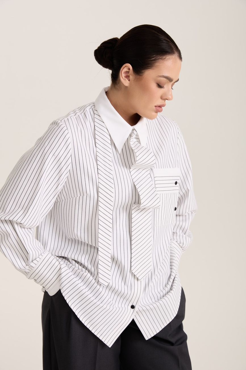 Рубашка с галстуком, белая в черную полоску