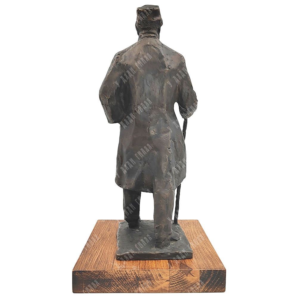 Динес Ю. С. Владимир Гиляровский. Бронза. 2000 г.
