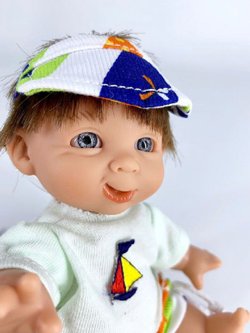 Кукла LAMAGIK виниловая 18см Gestitos Surfero (405)