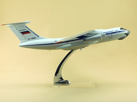 Модель самолета Ил-76МД (М1:100, АЭРОФЛОТ, RA-78850)