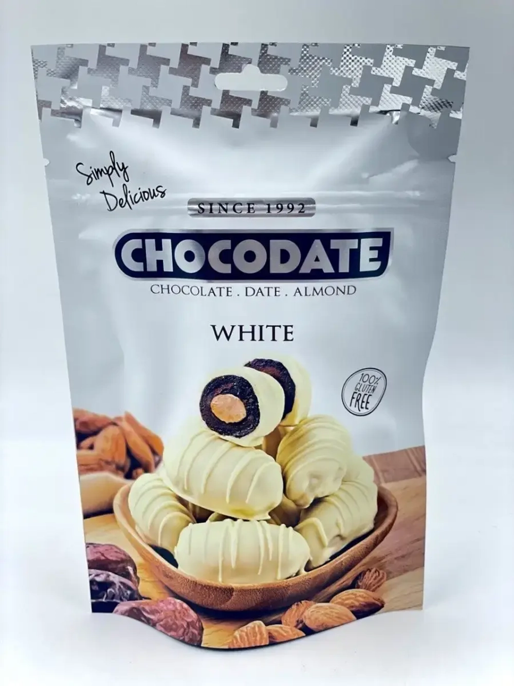 Финики с миндалем в белом шоколаде Chocodate , 100гр.