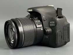 Canon 600D kit 18-55mm IS II 2500 кадров
