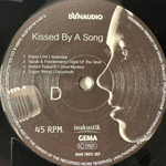 Сборник Dynaudio: Kissed By A Song (Германия 2014г.) 2х12", 45 RPM