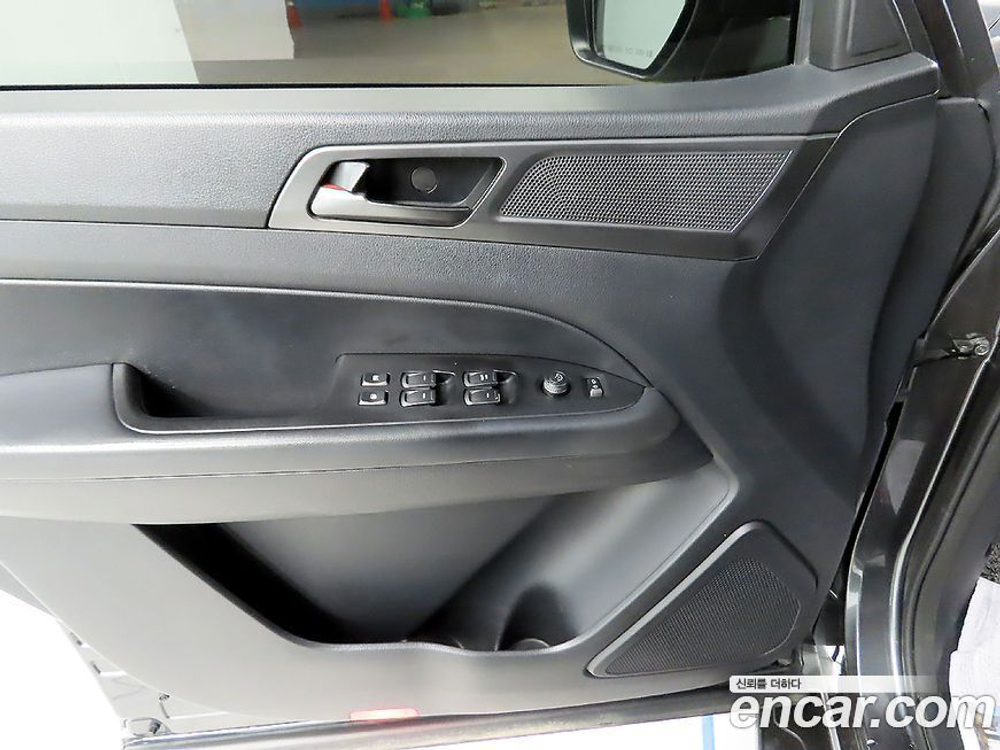 KG Mobility (Ssangyong) The New Rexton Sports Дизель 2.2 2WD (05.2021)