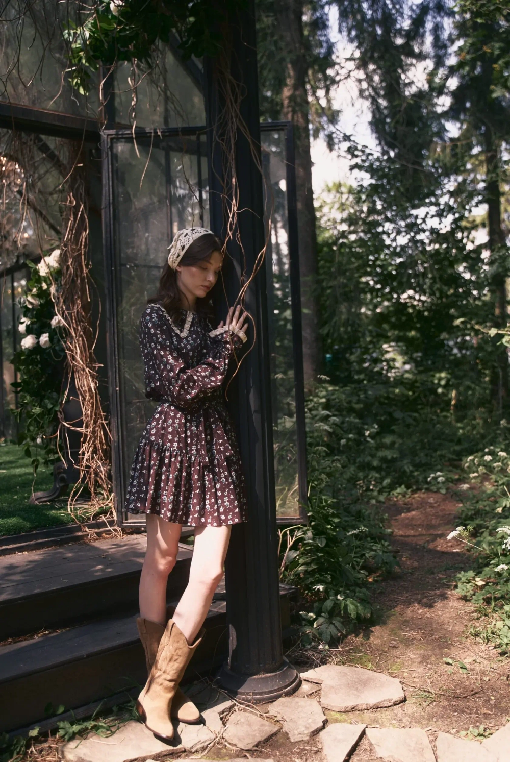 Платье с кружевной отделкой DAN MARALEX