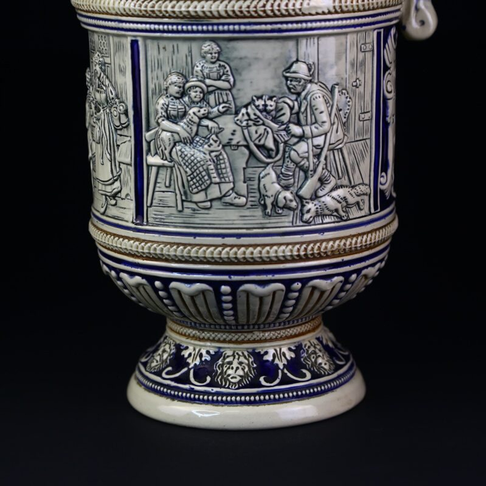 Кувшин для пива или вина