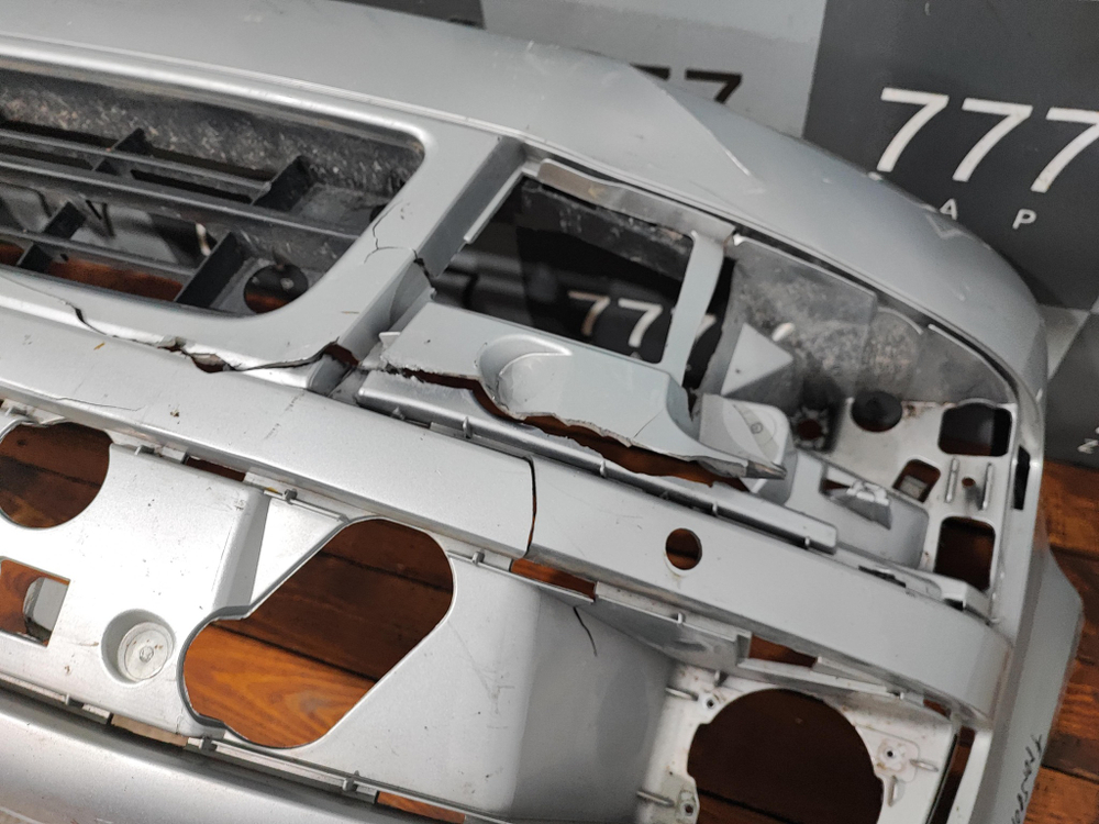 Бампер передний Transporter Multivan T5 09-15 Б/У Оригинал 7E5807221