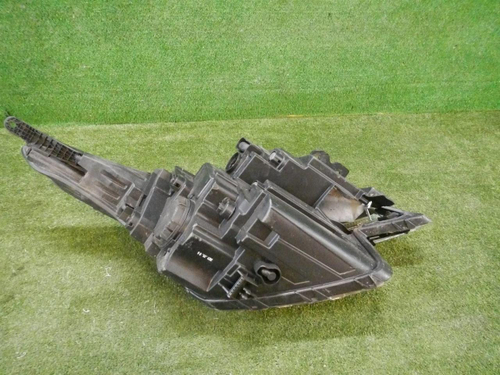 Битая Фара левая Kia Seltos (2019-н.в.) галоген