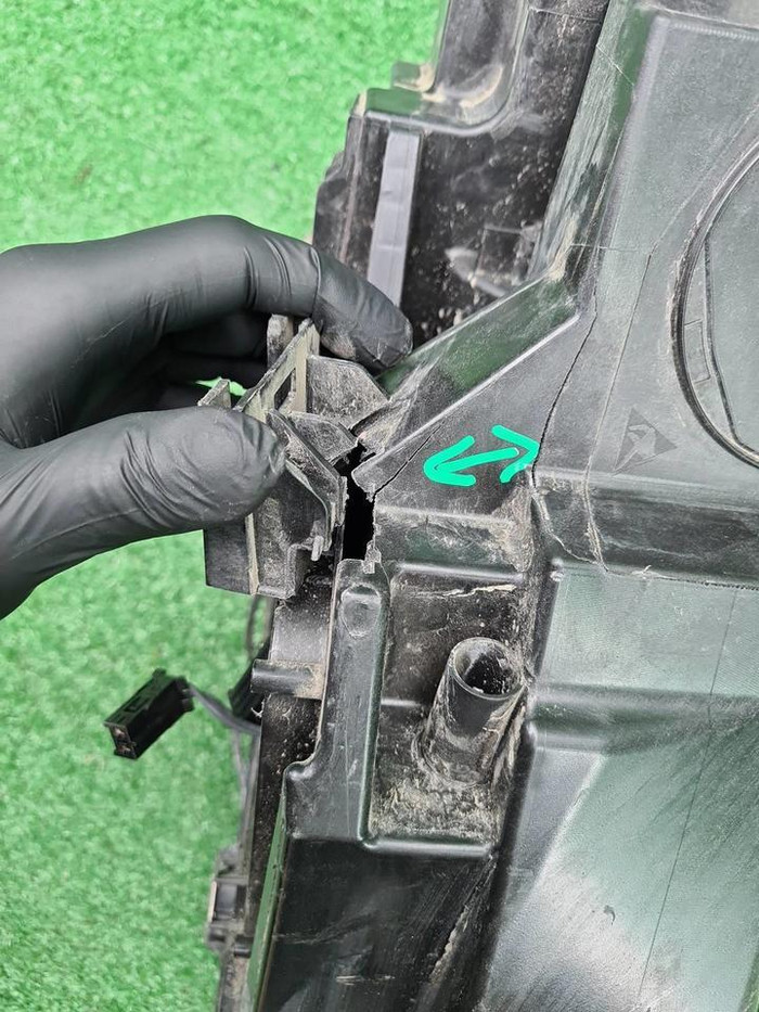 Фара левая Mercedes GLE V167 (2018-2024) LED