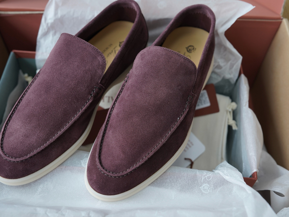 Классические замшевые мокасины
