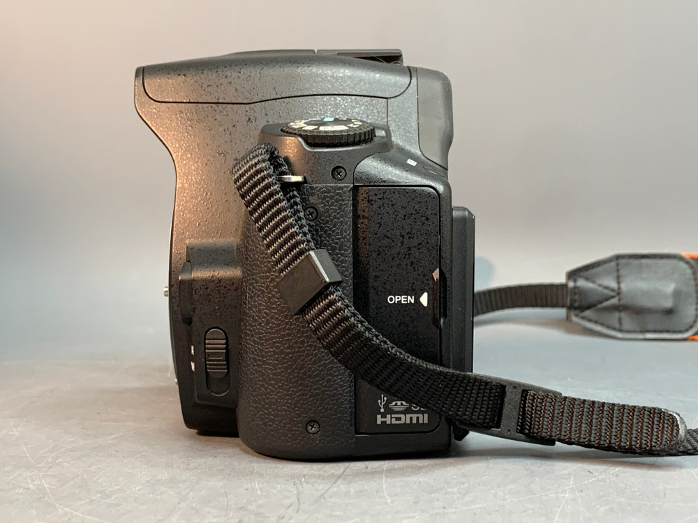 Sony A390 Kit DT 18-55mm SAM 4.500 кадров
