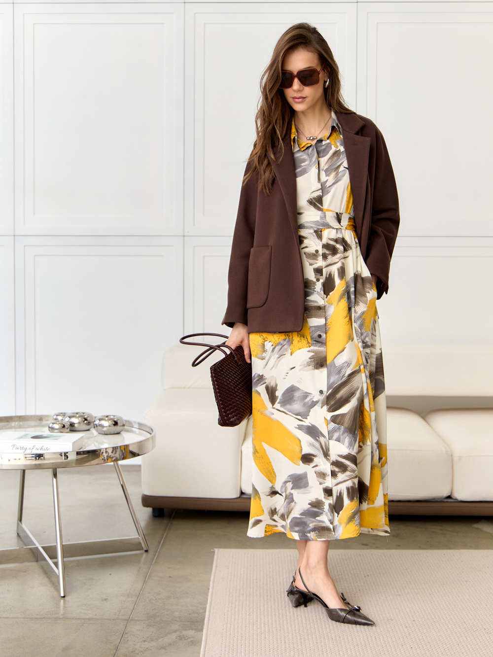 Жакет с двумя разрезами по бокам