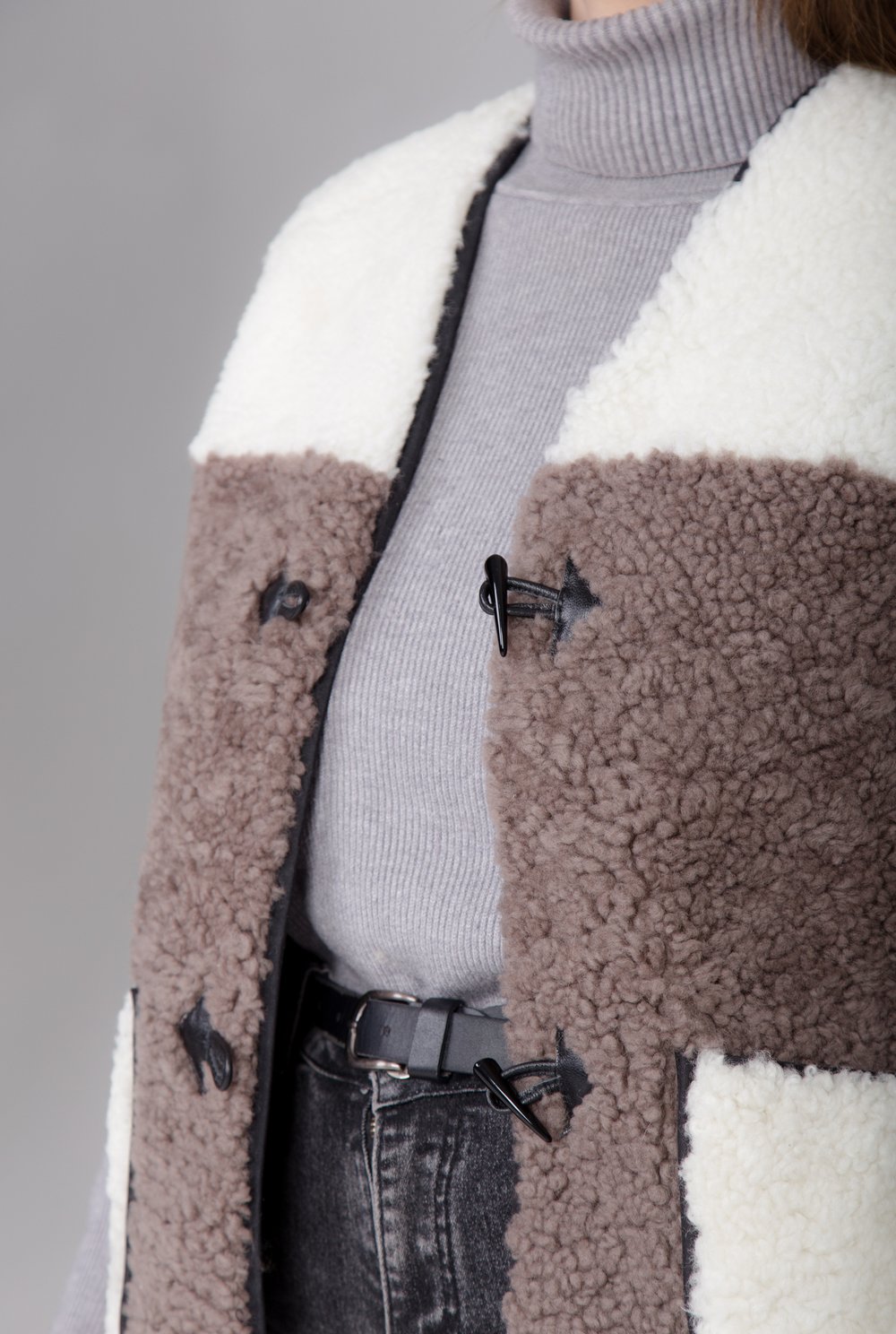 женский жилет из овчины