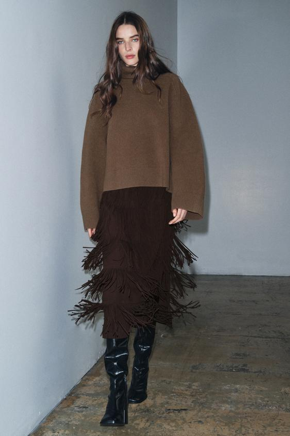 ZARA ЮБКА-КАРАНДАШ С БАХРОМОЙ — ZW COLLECTION, КОРИЧНЕВЫЙ