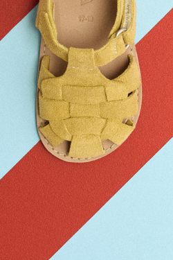 ZARA КОЖАНЫЕ САНДАЛИИ, ГОРЧИЧНЫЙ