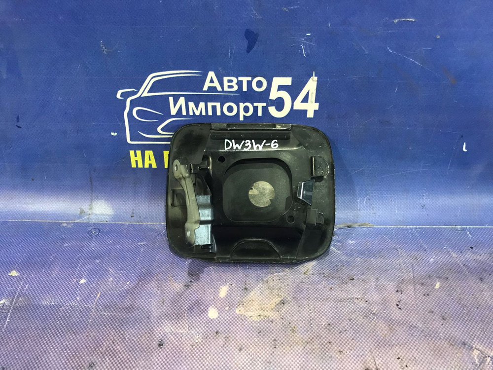 Лючок бензобака MAZDA DEMIO 2001