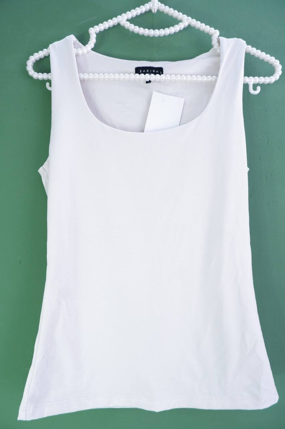 Топ Zarina базовый, под любой образ, маркировка S, визуально на 42-44 размер