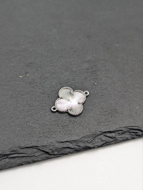 Коннектор клевер