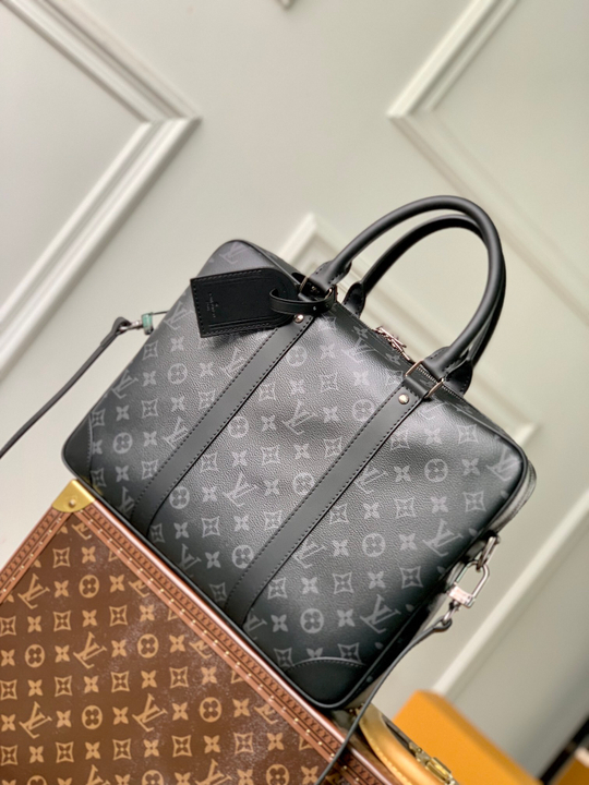 Louis Vuitton Voyage PM