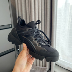 Christian Dior D-Connect Sneaker