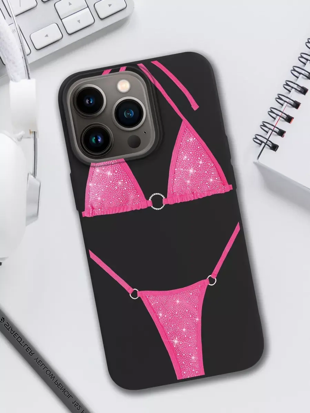 Чехол на iPhone 13 Pro с принтом