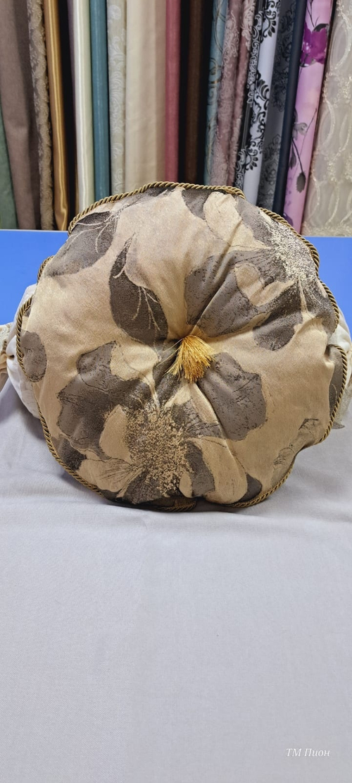 Декоративная подушка Елизавета