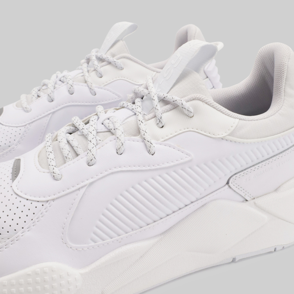 Кроссовки Puma RS-X Triple артикул:391928-02 Кроссовки Puma RS-X Triple артикул:391928-02 - купить в магазине Дайс