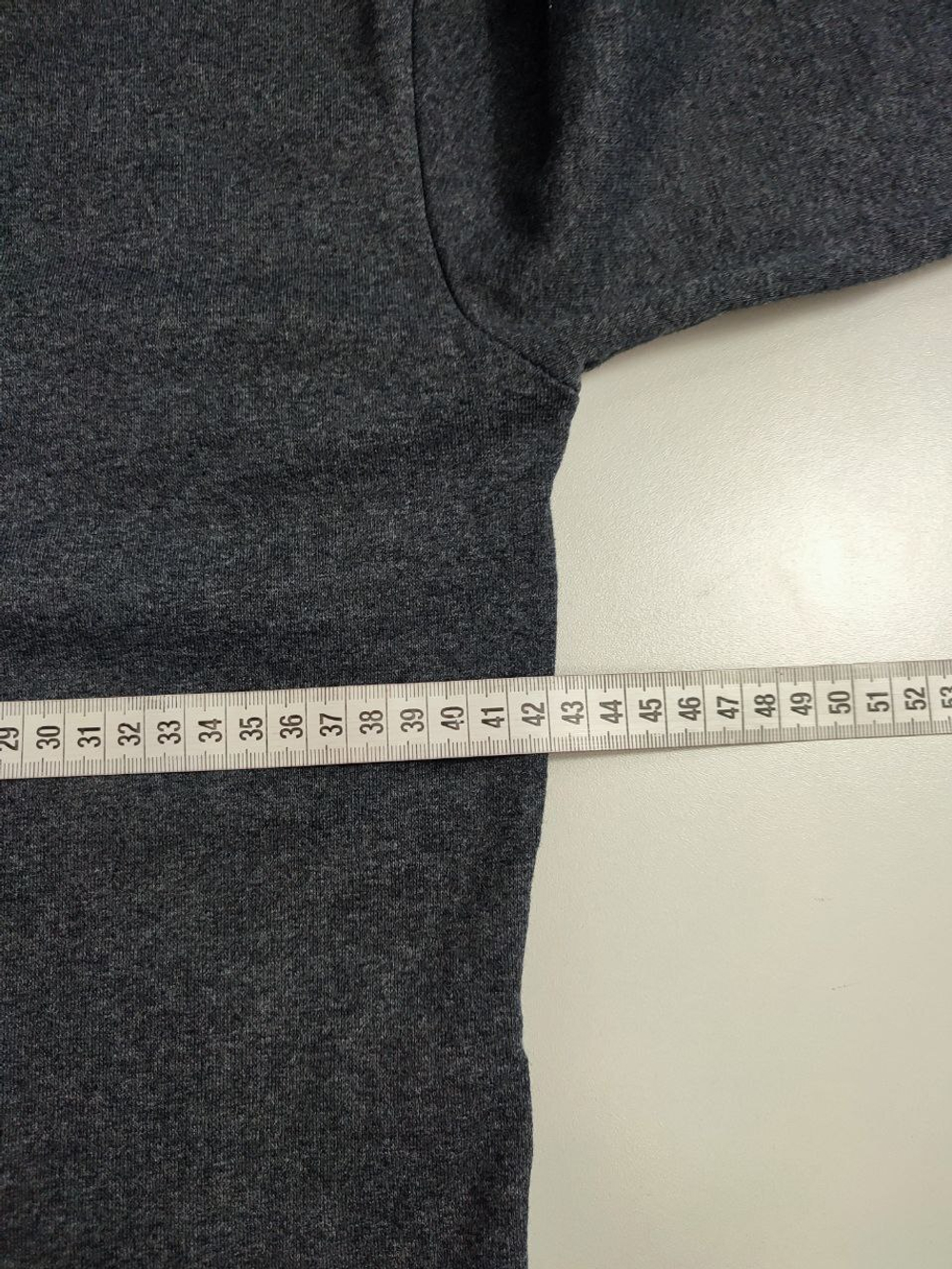 Свитер серый утепленный 42 размер