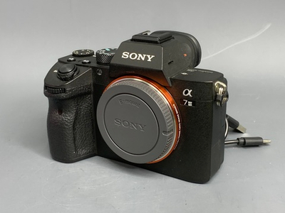 Sony A7 III 41.500 кадров