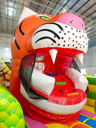 Коммерческий надувной батут «Прайд 2» с широким входом, 12*7*6 м