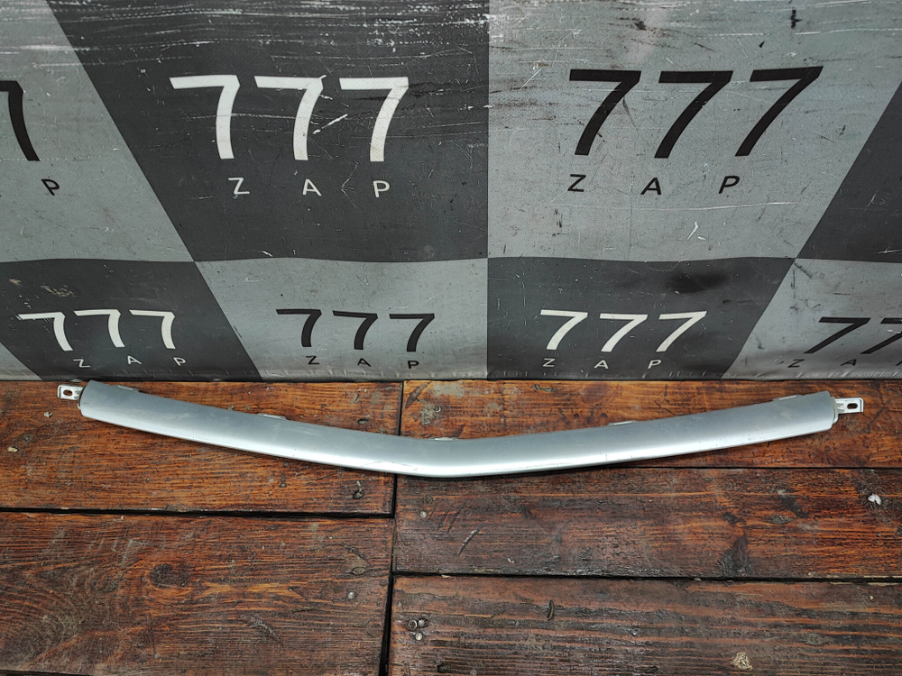 Молдинг решетки радиатора Geely Coolray 19-24 Б/У Оригинал 6013024400