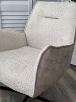 Кресло М-City DISAUR Белфаст (Belfast) поворотный на 360 градусов, Xd841-02 Бежевый, букле, Gino-101 Бежевый, ткань, Черный